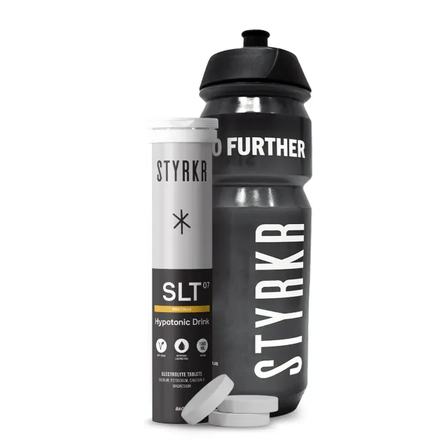 Styrkr Hydration Kit vätskeset SLT07 + flaska 750 ml